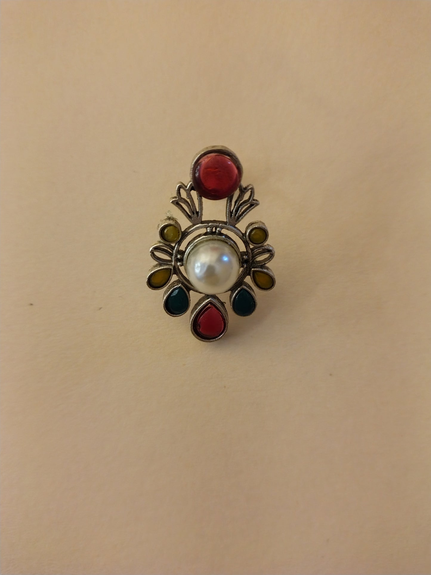 Elegant Ruby-Tone Stud Earrings with Central Pearl Accent